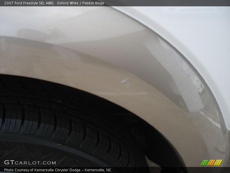 Oxford White / Pebble Beige 2007 Ford Freestyle SEL AWD