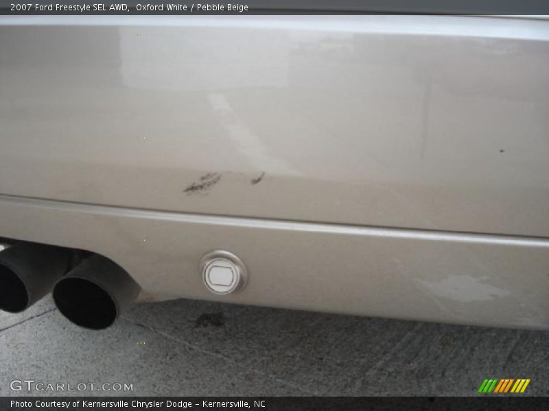 Oxford White / Pebble Beige 2007 Ford Freestyle SEL AWD