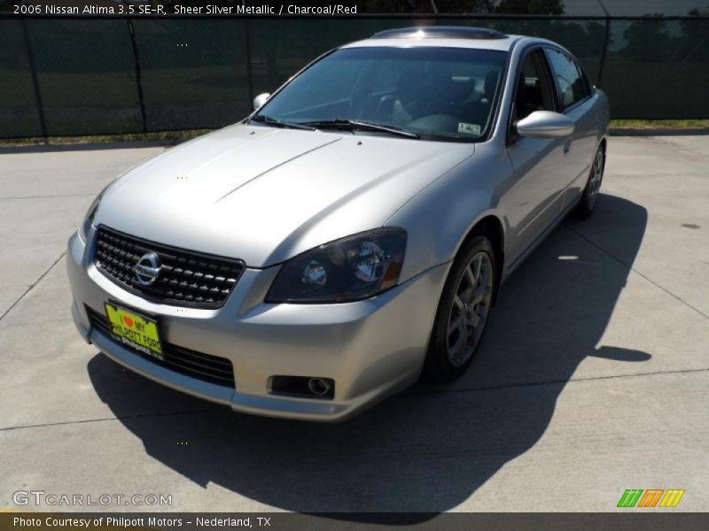 Front 3/4 View of 2006 Altima 3.5 SE-R
