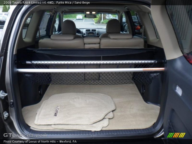  2009 RAV4 Limited V6 4WD Trunk