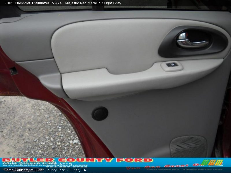 Majestic Red Metallic / Light Gray 2005 Chevrolet TrailBlazer LS 4x4