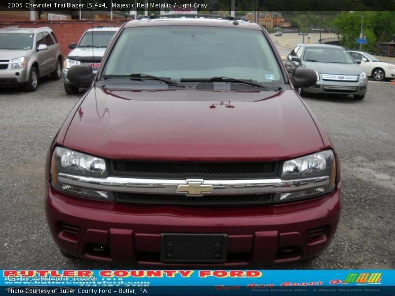 Majestic Red Metallic / Light Gray 2005 Chevrolet TrailBlazer LS 4x4