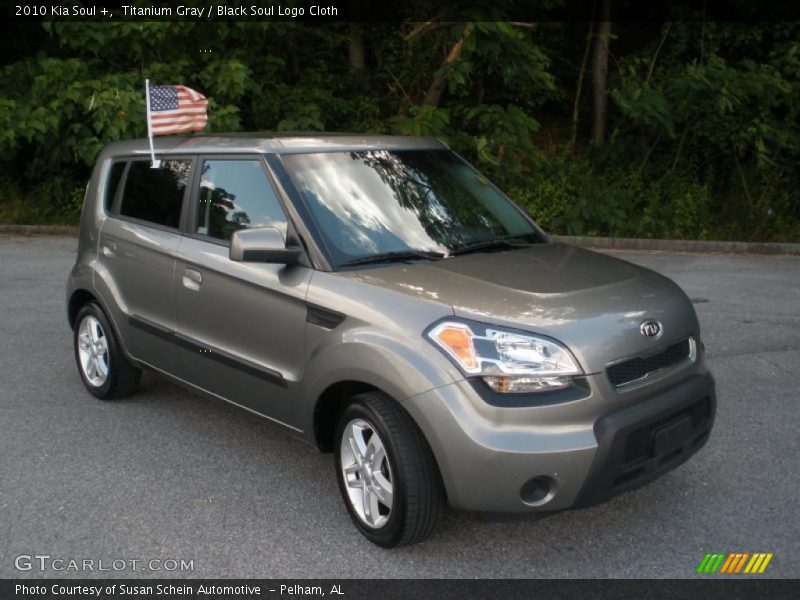 Titanium Gray / Black Soul Logo Cloth 2010 Kia Soul +