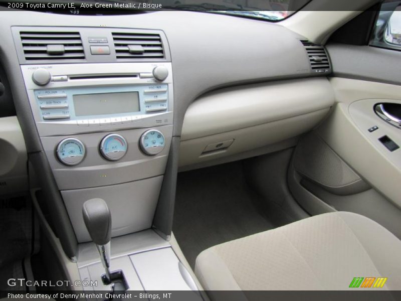 Aloe Green Metallic / Bisque 2009 Toyota Camry LE