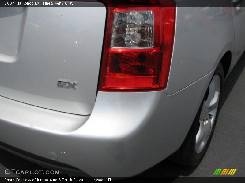 Fine Silver / Gray 2007 Kia Rondo EX