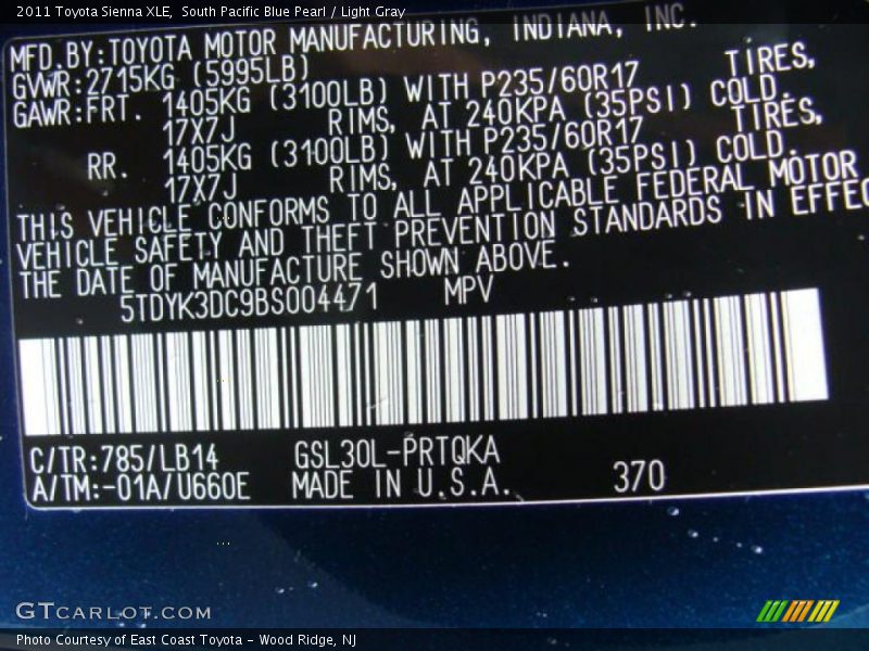 South Pacific Blue Pearl / Light Gray 2011 Toyota Sienna XLE