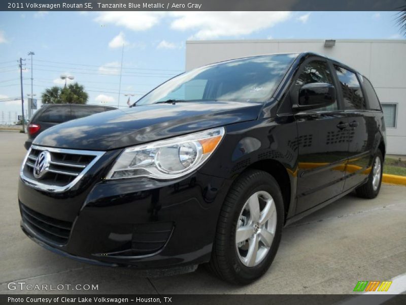 Tanzanite Blue Metallic / Aero Gray 2011 Volkswagen Routan SE