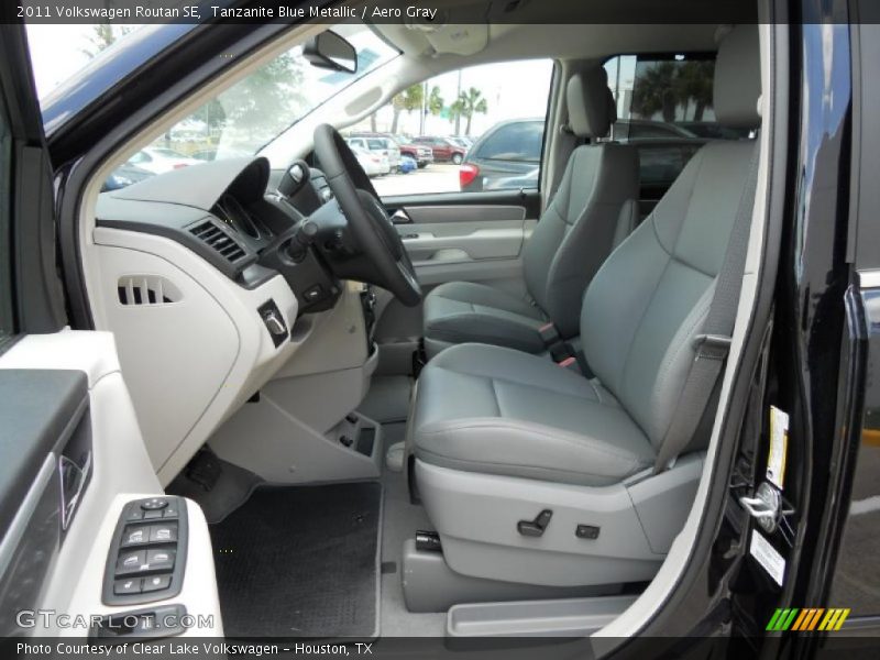 Tanzanite Blue Metallic / Aero Gray 2011 Volkswagen Routan SE