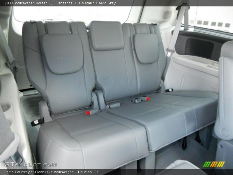 Tanzanite Blue Metallic / Aero Gray 2011 Volkswagen Routan SE