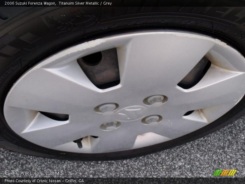 Titanuim Silver Metallic / Grey 2006 Suzuki Forenza Wagon