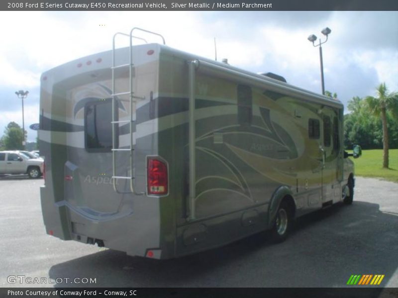 Silver Metallic / Medium Parchment 2008 Ford E Series Cutaway E450 Recreational Vehicle