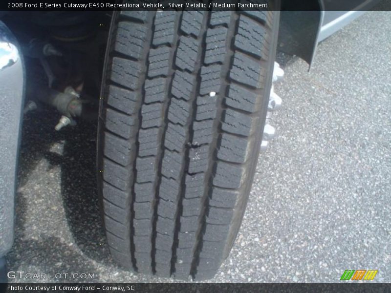 Silver Metallic / Medium Parchment 2008 Ford E Series Cutaway E450 Recreational Vehicle