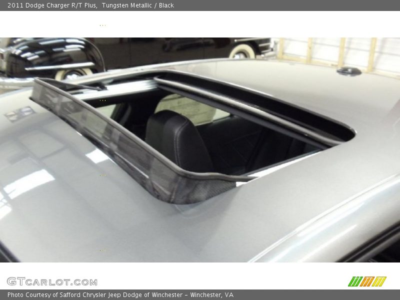 Tungsten Metallic / Black 2011 Dodge Charger R/T Plus