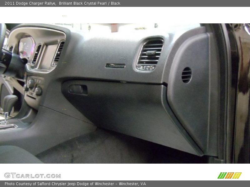 Brilliant Black Crystal Pearl / Black 2011 Dodge Charger Rallye