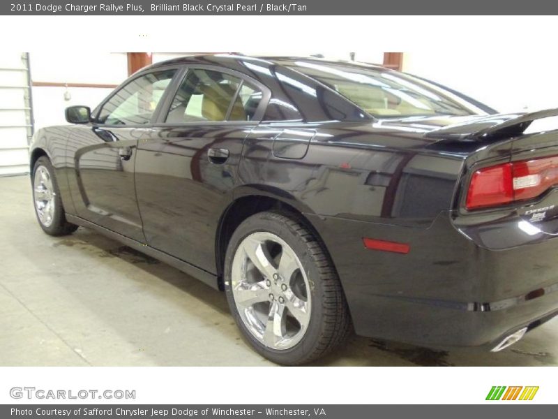 Brilliant Black Crystal Pearl / Black/Tan 2011 Dodge Charger Rallye Plus