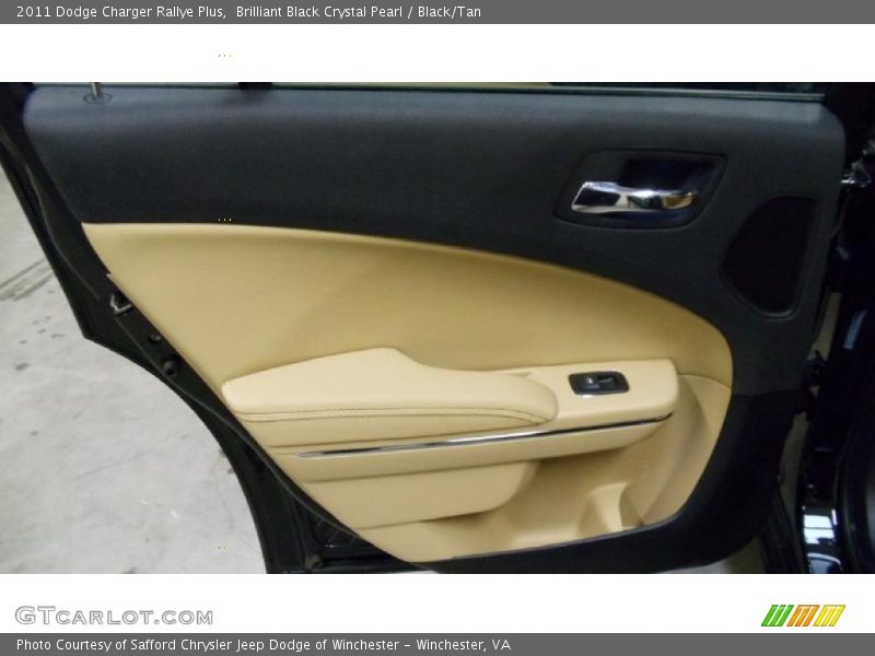 Brilliant Black Crystal Pearl / Black/Tan 2011 Dodge Charger Rallye Plus