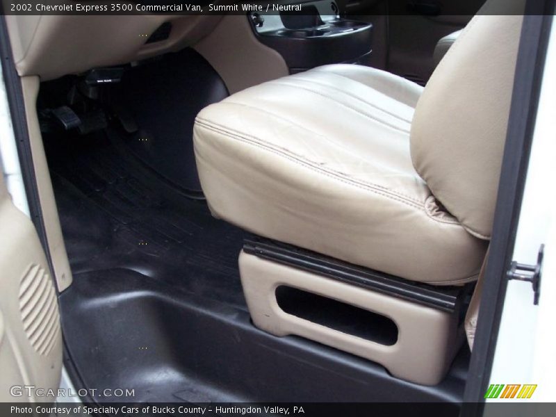 Summit White / Neutral 2002 Chevrolet Express 3500 Commercial Van