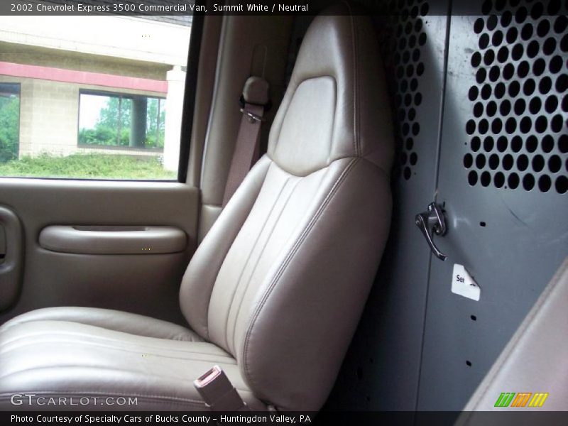 Summit White / Neutral 2002 Chevrolet Express 3500 Commercial Van