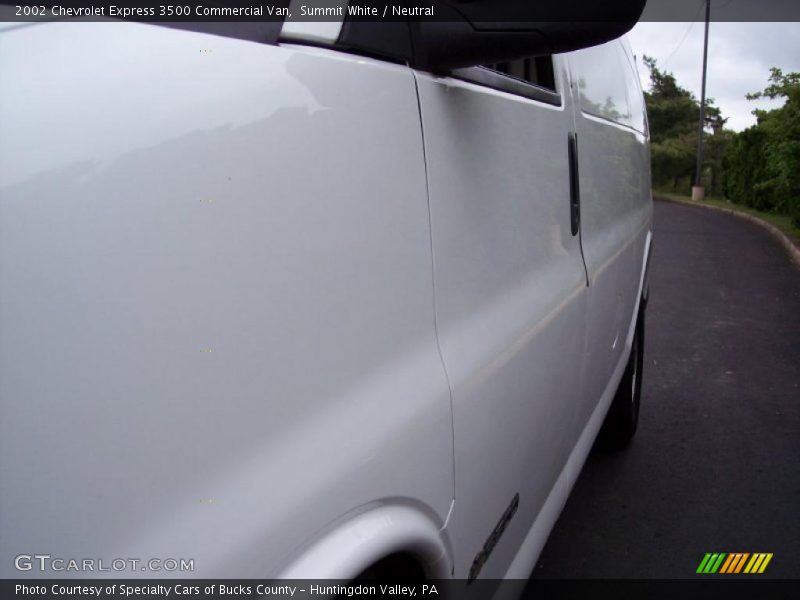 Summit White / Neutral 2002 Chevrolet Express 3500 Commercial Van