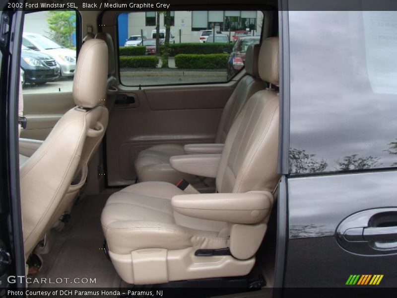 Black / Medium Graphite Grey 2002 Ford Windstar SEL
