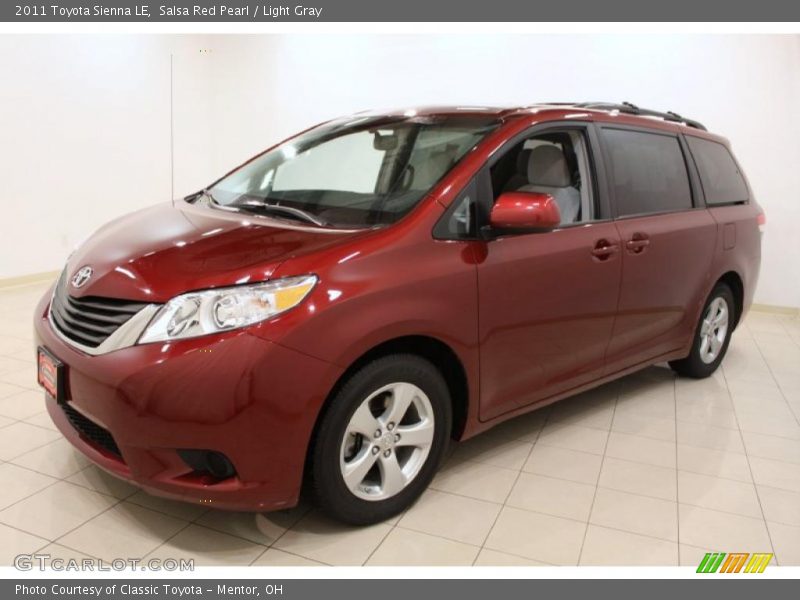 Salsa Red Pearl / Light Gray 2011 Toyota Sienna LE