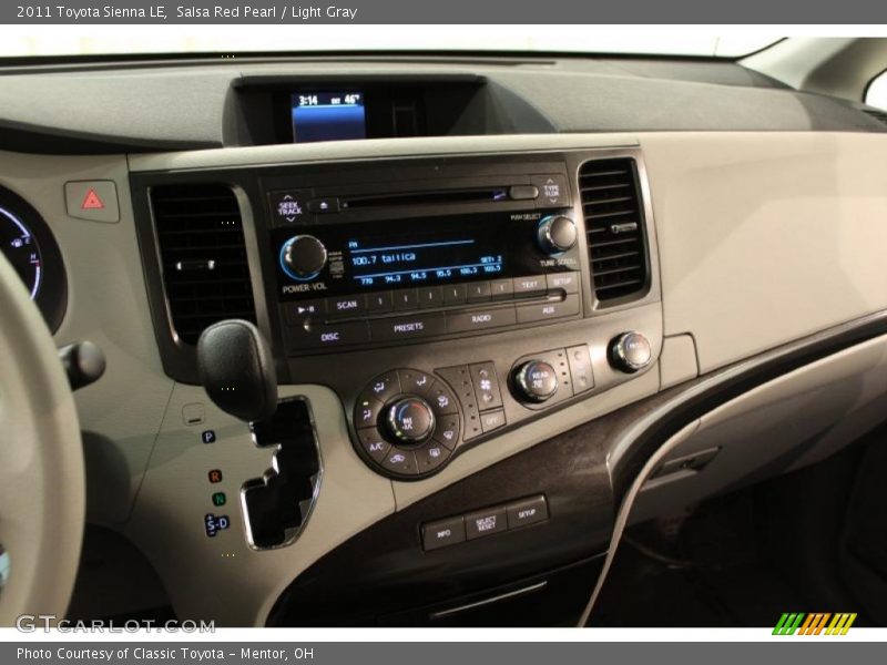 Salsa Red Pearl / Light Gray 2011 Toyota Sienna LE