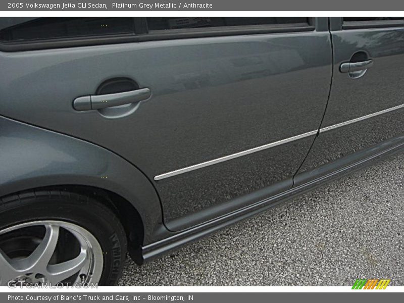 Platinum Grey Metallic / Anthracite 2005 Volkswagen Jetta GLI Sedan