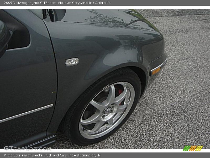 Platinum Grey Metallic / Anthracite 2005 Volkswagen Jetta GLI Sedan