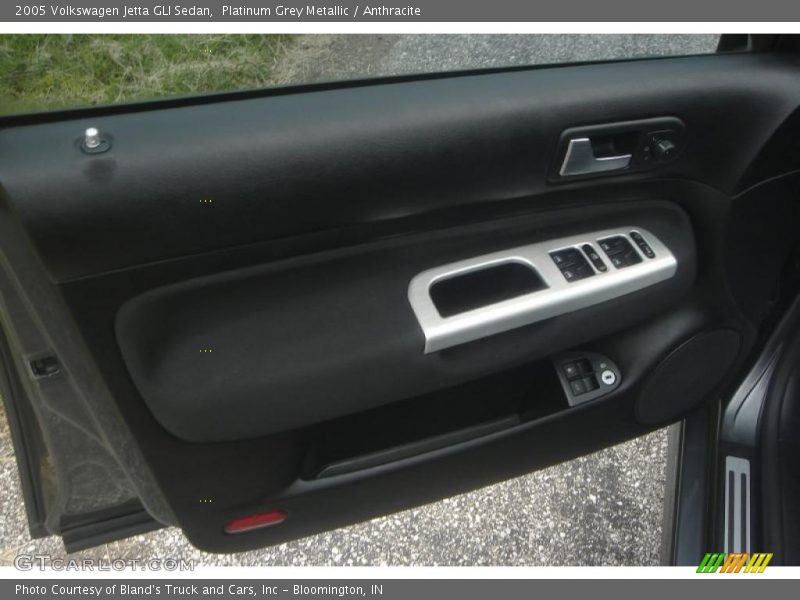 Platinum Grey Metallic / Anthracite 2005 Volkswagen Jetta GLI Sedan