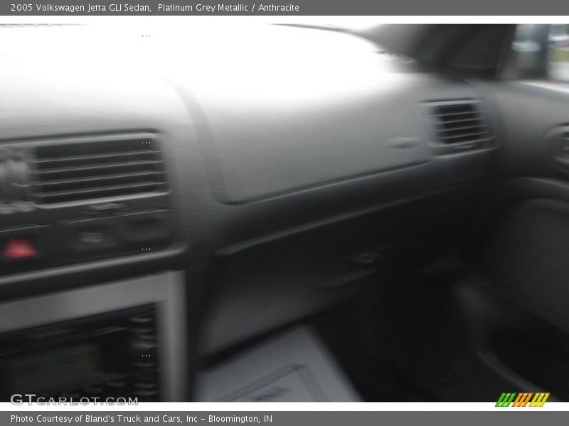 Platinum Grey Metallic / Anthracite 2005 Volkswagen Jetta GLI Sedan