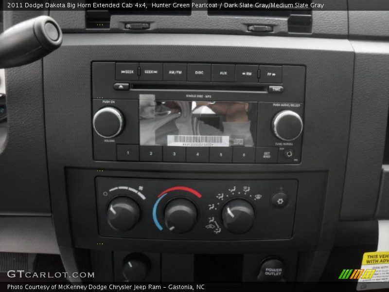 Controls of 2011 Dakota Big Horn Extended Cab 4x4