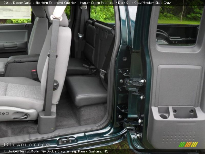 Hunter Green Pearlcoat / Dark Slate Gray/Medium Slate Gray 2011 Dodge Dakota Big Horn Extended Cab 4x4