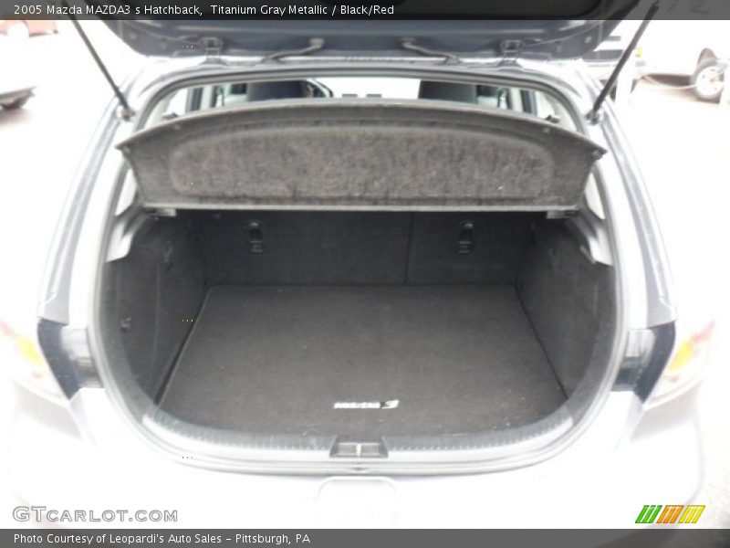 Titanium Gray Metallic / Black/Red 2005 Mazda MAZDA3 s Hatchback