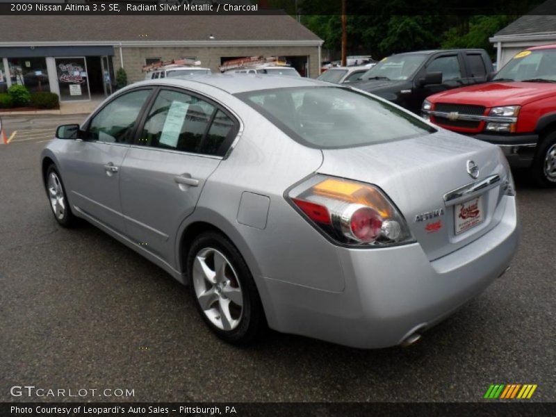 Radiant Silver Metallic / Charcoal 2009 Nissan Altima 3.5 SE