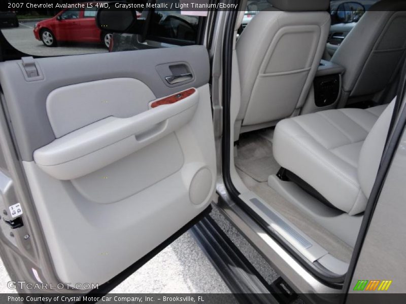 Graystone Metallic / Light Titanium/Ebony 2007 Chevrolet Avalanche LS 4WD