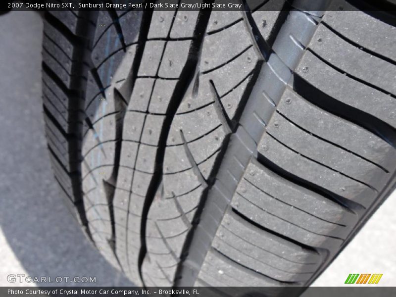 Sunburst Orange Pearl / Dark Slate Gray/Light Slate Gray 2007 Dodge Nitro SXT