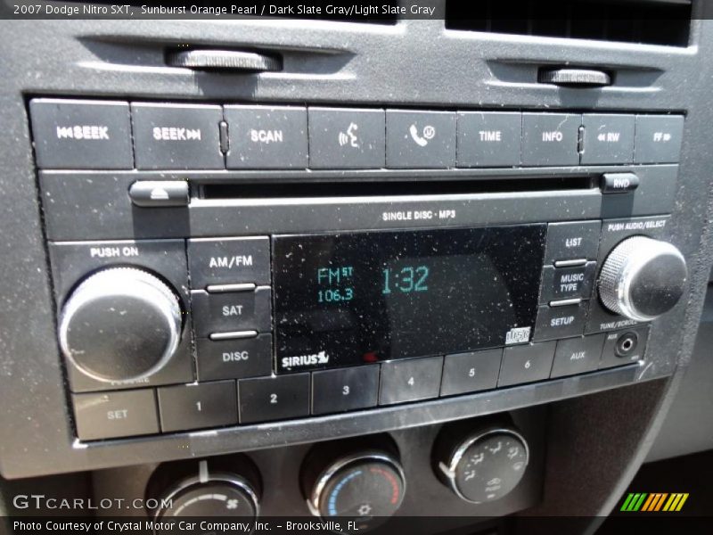 Sunburst Orange Pearl / Dark Slate Gray/Light Slate Gray 2007 Dodge Nitro SXT