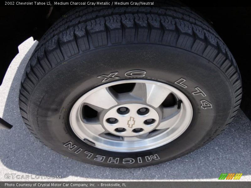 Medium Charcoal Gray Metallic / Medium Gray/Neutral 2002 Chevrolet Tahoe LS