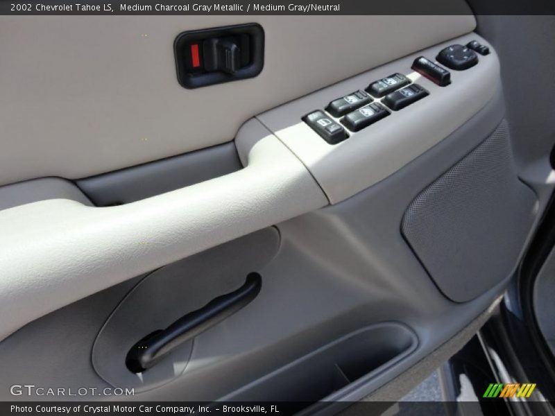Medium Charcoal Gray Metallic / Medium Gray/Neutral 2002 Chevrolet Tahoe LS