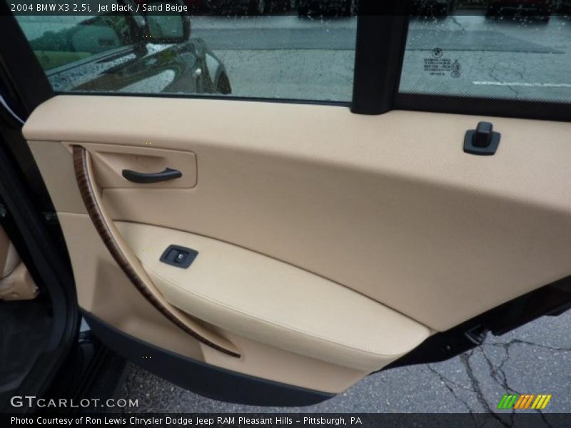 Jet Black / Sand Beige 2004 BMW X3 2.5i