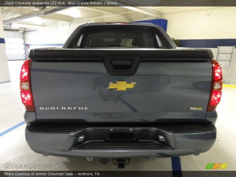 Blue Granite Metallic / Ebony 2009 Chevrolet Avalanche LTZ 4x4