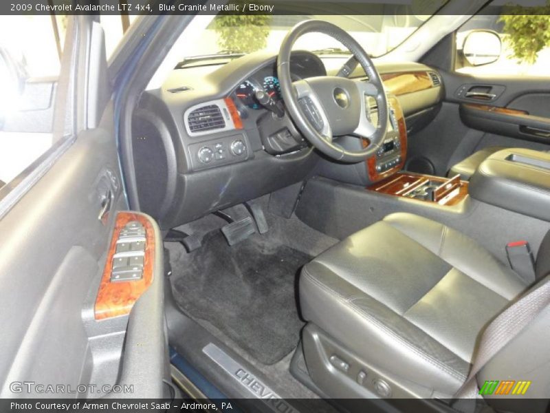Blue Granite Metallic / Ebony 2009 Chevrolet Avalanche LTZ 4x4
