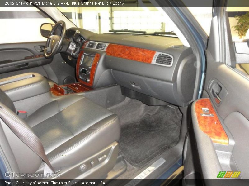 Blue Granite Metallic / Ebony 2009 Chevrolet Avalanche LTZ 4x4