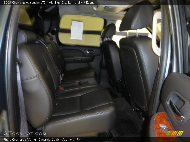 Blue Granite Metallic / Ebony 2009 Chevrolet Avalanche LTZ 4x4