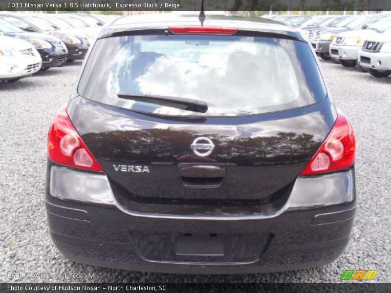 Espresso Black / Beige 2011 Nissan Versa 1.8 S Hatchback