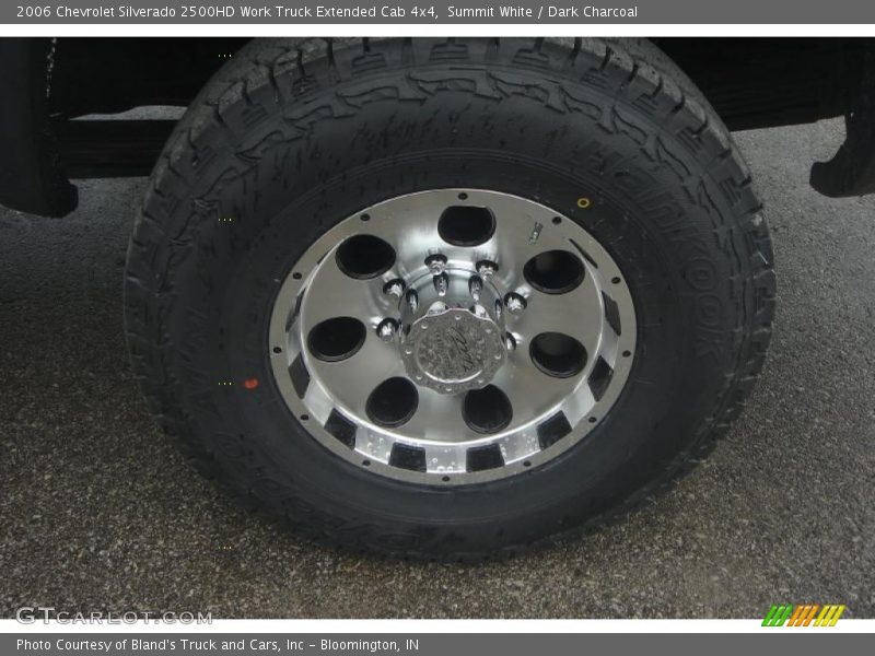 Summit White / Dark Charcoal 2006 Chevrolet Silverado 2500HD Work Truck Extended Cab 4x4