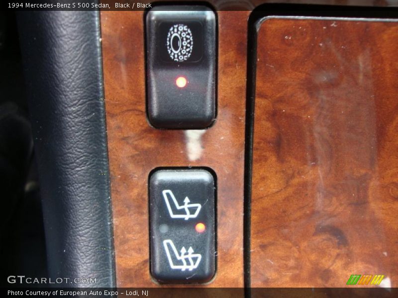Controls of 1994 S 500 Sedan