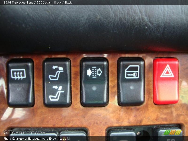 Controls of 1994 S 500 Sedan