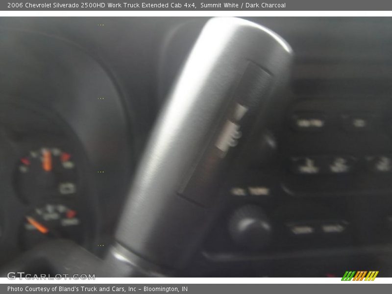 Summit White / Dark Charcoal 2006 Chevrolet Silverado 2500HD Work Truck Extended Cab 4x4