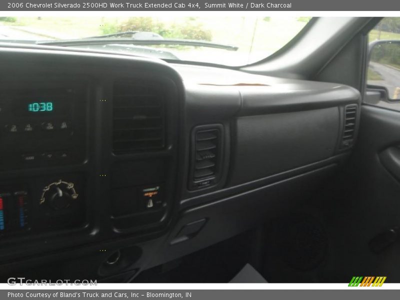 Summit White / Dark Charcoal 2006 Chevrolet Silverado 2500HD Work Truck Extended Cab 4x4